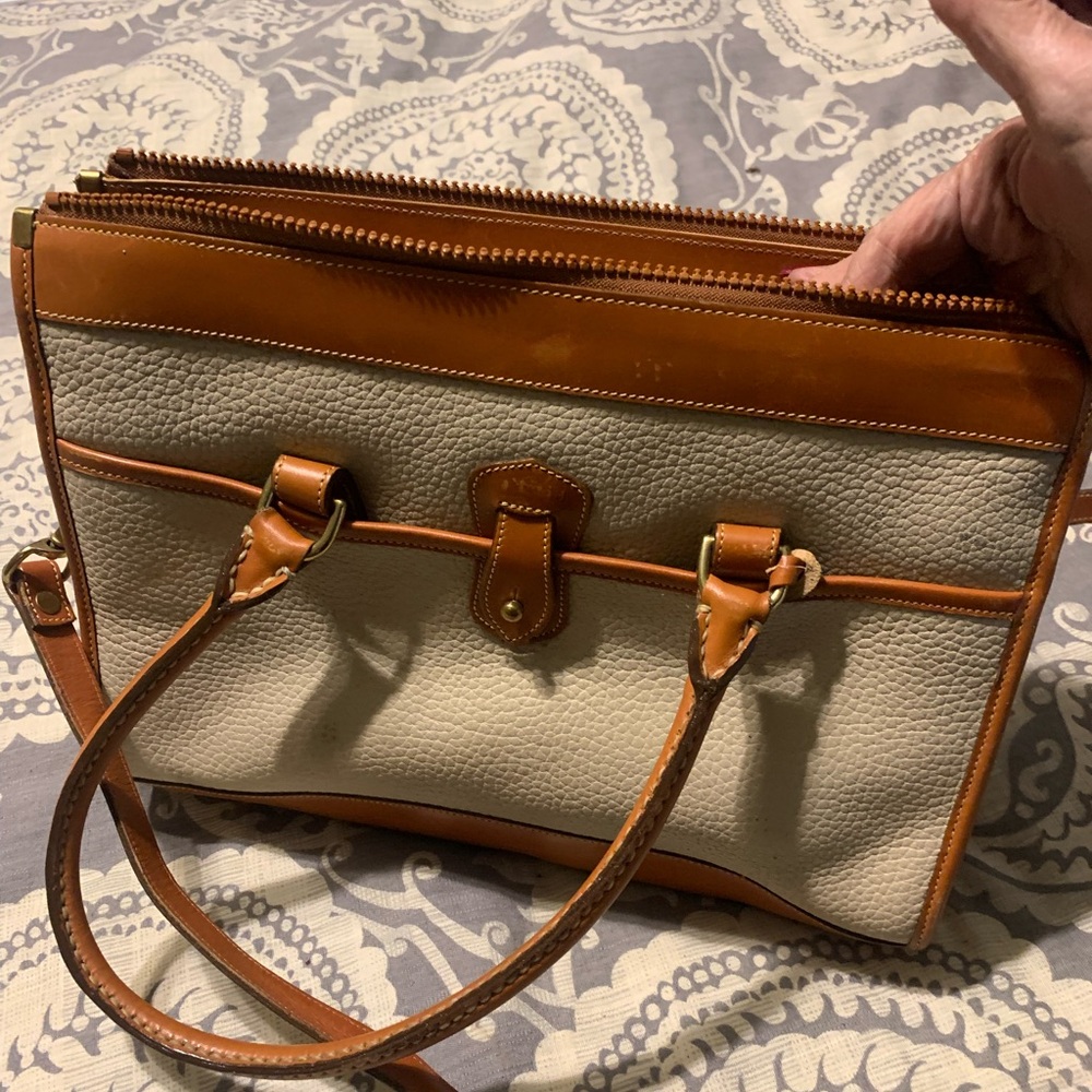 Dooney & Bourke Purse
